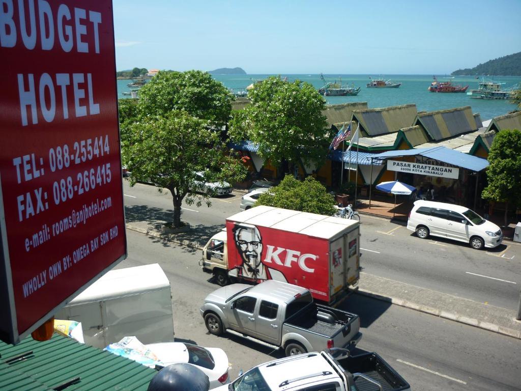 A&J Budget Hotel 亞庇 外观 照片